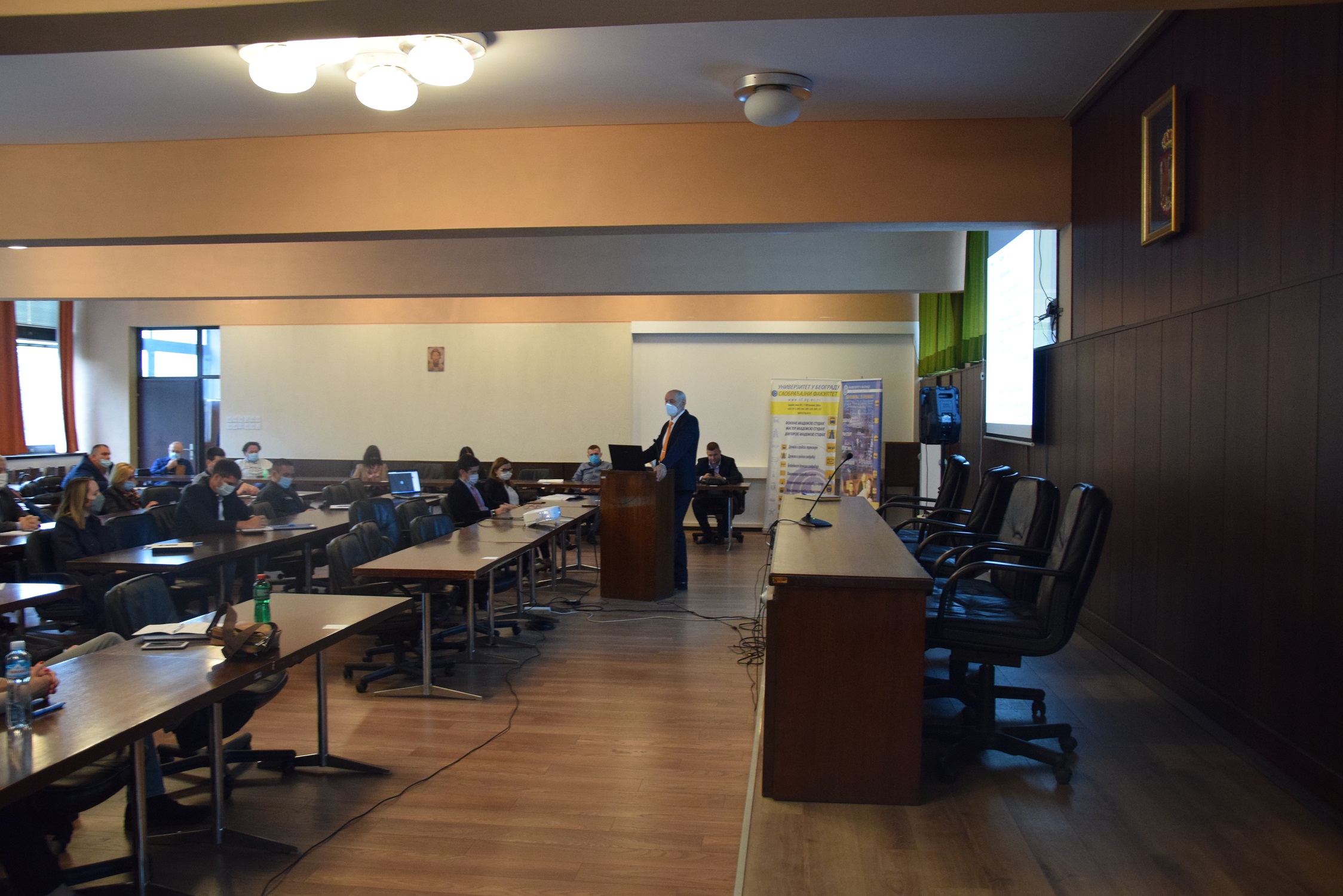                                                      Одржан први округли сто на тему „Стратегија безбедности саобраћаја у Београду за период 2021-2025. годинe - циљеви и остварени резултати“
                                                     